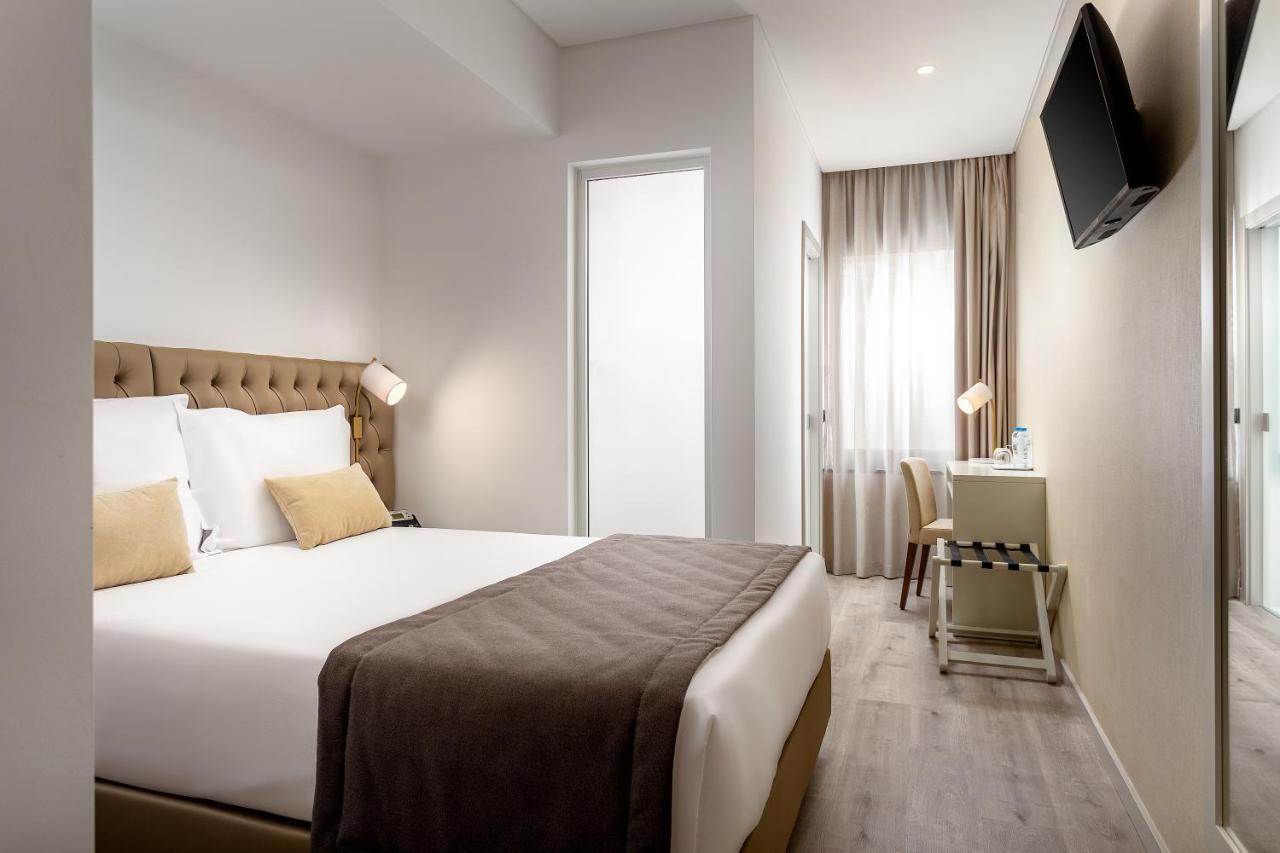 Double Room,1469009831:JPEG